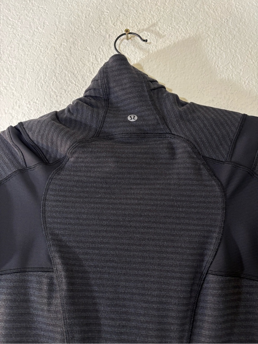 Lululemon Bhakti Yoga Jacket Luon Pique Black Dark Slate Black Size 6 - Picture 12 of 14